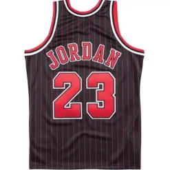 Jerseys Mitchell & Ness -Authentic Jersey Chicago Bulls Alternate 1996-97 Michael Jordan