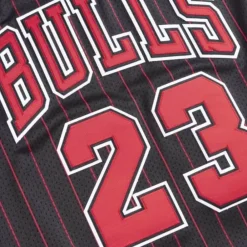 Jerseys Mitchell & Ness -Authentic Jersey Chicago Bulls Alternate 1996-97 Michael Jordan