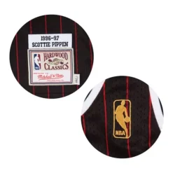 Jerseys Mitchell & Ness -Authentic Jersey Chicago Bulls 1996-97 Scottie Pippen