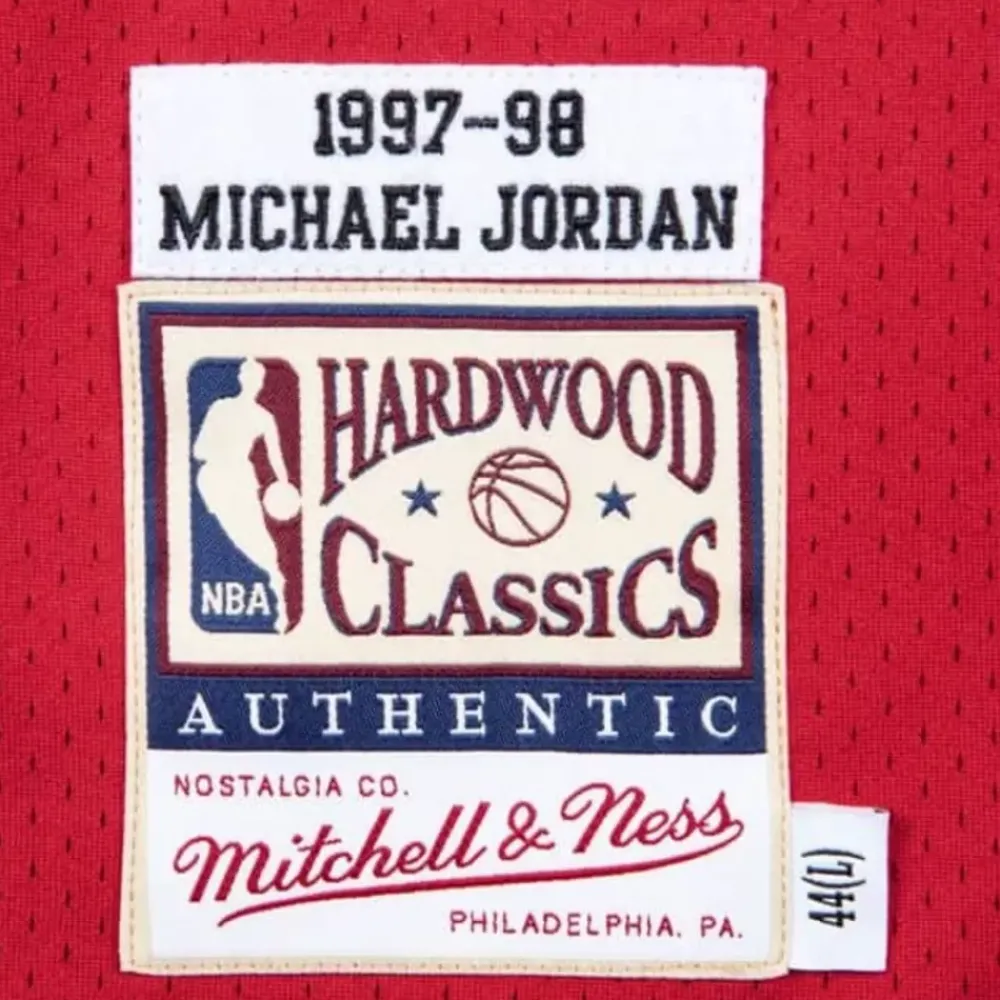 Jerseys Mitchell & Ness -Authentic Michael Jordan Chicago Bulls Road Finals 1997-98 Jersey