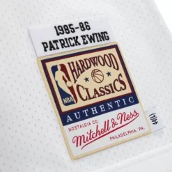 Jerseys Mitchell & Ness -Authentic Patrick Ewing New York Knicks 1985-86 Jersey