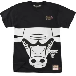 Apparel Mitchell & Ness T-Shirts & Tops-Big Face 3.0 Ss Tee Chicago Bulls