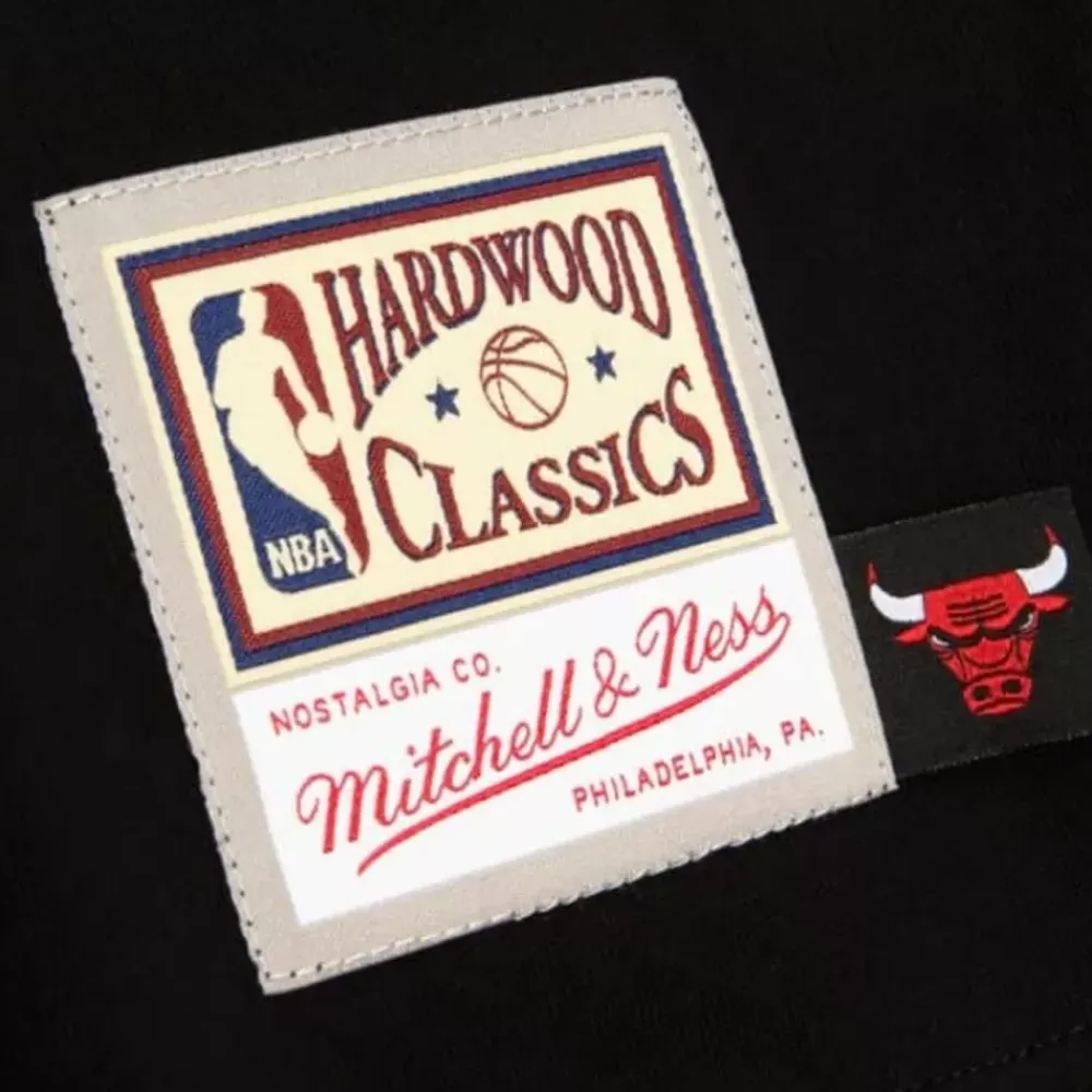 Apparel Mitchell & Ness T-Shirts & Tops-Big Face 3.0 Ss Tee Chicago Bulls