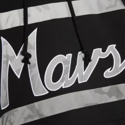 Apparel Mitchell & Ness Hoodies & Sweatshirts-Camo Reflective Head Coach Hoodie Dallas Mavericks