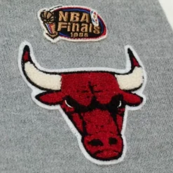 Apparel Mitchell & Ness Hoodies & Sweatshirts-Cardigan Sweater Chicago Bulls
