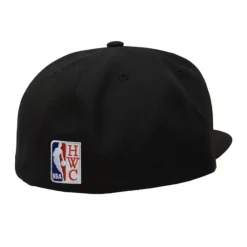 Headwear Mitchell & Ness -Chain Stitch Fitted Hwc New York Knicks