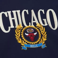Apparel Mitchell & Ness Hoodies & Sweatshirts-Collegiate Crew Fleece Chicago Bulls