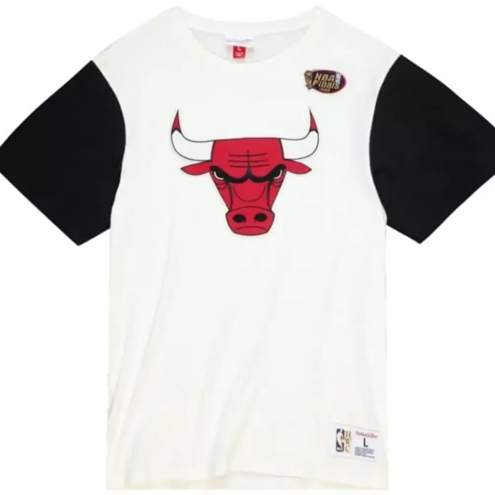 Apparel Mitchell & Ness T-Shirts & Tops-Color Blocked S/S Tee Chicago Bulls
