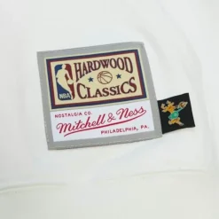 Apparel Mitchell & Ness Hoodies & Sweatshirts-Cream Hoodie Milwaukee Bucks
