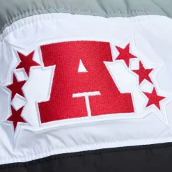 Apparel Mitchell & Ness Jackets & Outerwear-In The Clutch Puffer Jacket Vintage Logo Oakland Raiders