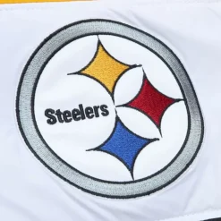 Apparel Mitchell & Ness Jackets & Outerwear-In The Clutch Puffer Jacket Vintage Logo Pittsburgh Steelers