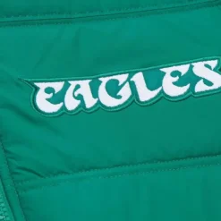 Apparel Mitchell & Ness Jackets & Outerwear-In The Clutch Puffer Vest Vintage Logo Philadelphia Eagles