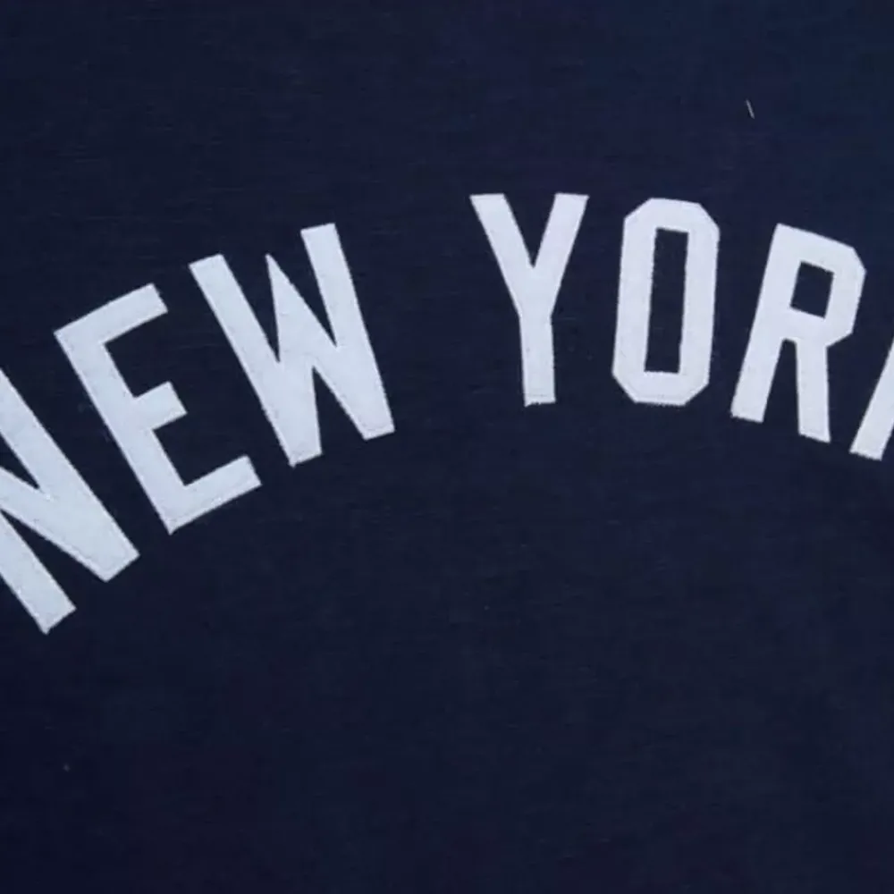 Apparel Mitchell & Ness T-Shirts & Tops-Legendary Slub Longsleeve New York Yankees