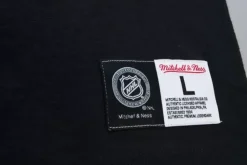 Apparel Mitchell & Ness T-Shirts & Tops-Legendary Slub S/S Tee Pittsburgh Penguins