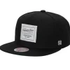Headwear Mitchell & Ness - Essential Snapback