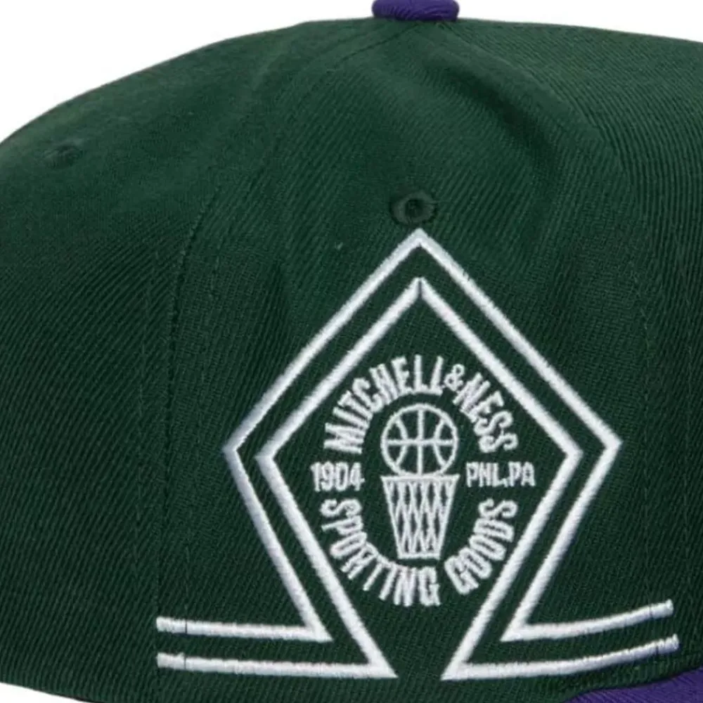 Headwear Mitchell & Ness - Varsity Snapback