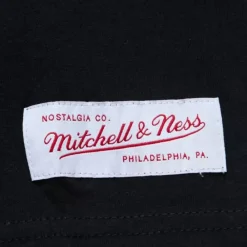 Apparel Mitchell & Ness Big Kids-Overtime Win V-Neck Boston Celtics