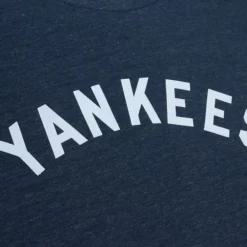 Apparel Mitchell & Ness Hoodies & Sweatshirts-Playoff Win 2.0 Crew Vintage New York Yankees