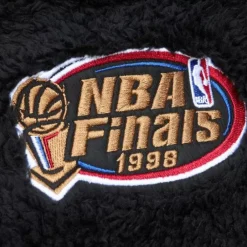 Apparel Mitchell & Ness Hoodies & Sweatshirts-Polar Fleece 1/4 Zip Pullover Hoodie Chicago Bulls