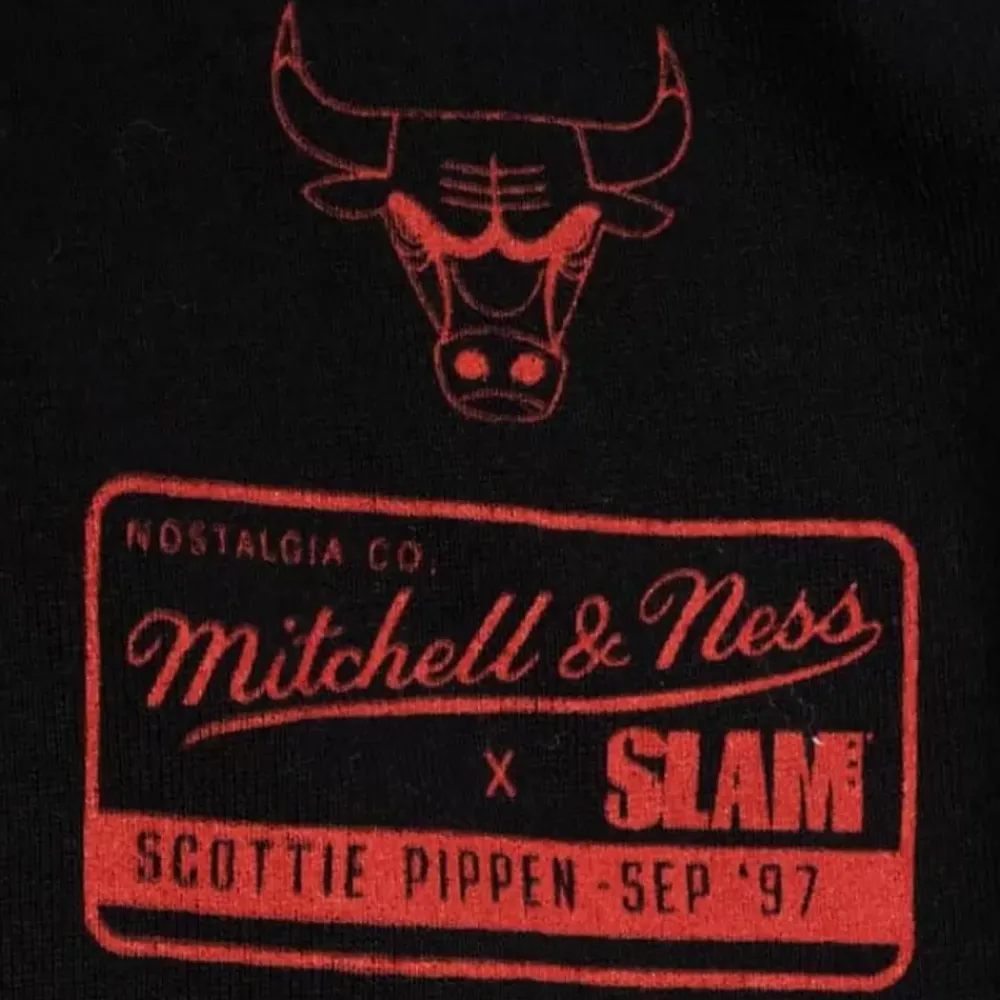 Apparel Mitchell & Ness T-Shirts & Tops-Slam Cover '97 Chicago Bulls Scottie Pippen