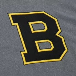 Apparel Mitchell & Ness Hoodies & Sweatshirts-Snow Washed Fleece Crew Boston Bruins