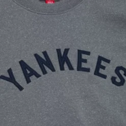 Apparel Mitchell & Ness Hoodies & Sweatshirts-Snow Washed Fleece Crew New York Yankees