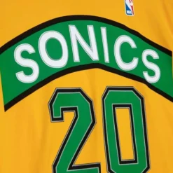 Apparel Mitchell & Ness T-Shirts & Tops-Traditional Name & Number Tee Seattle Supersonics 1995-96 Gary Payton